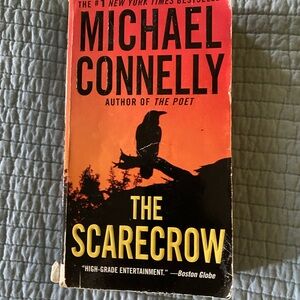 Michael Connelly The Scarecrow Paperback Book